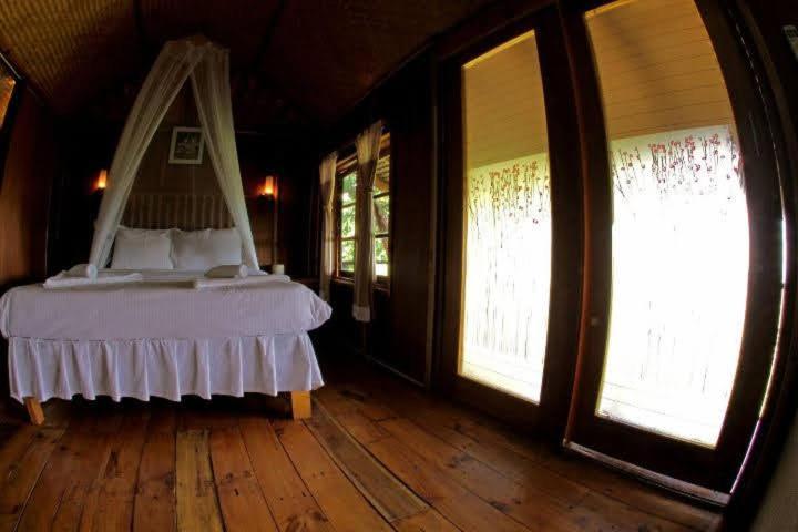 Tree House Bungalows 코타오 외부 사진